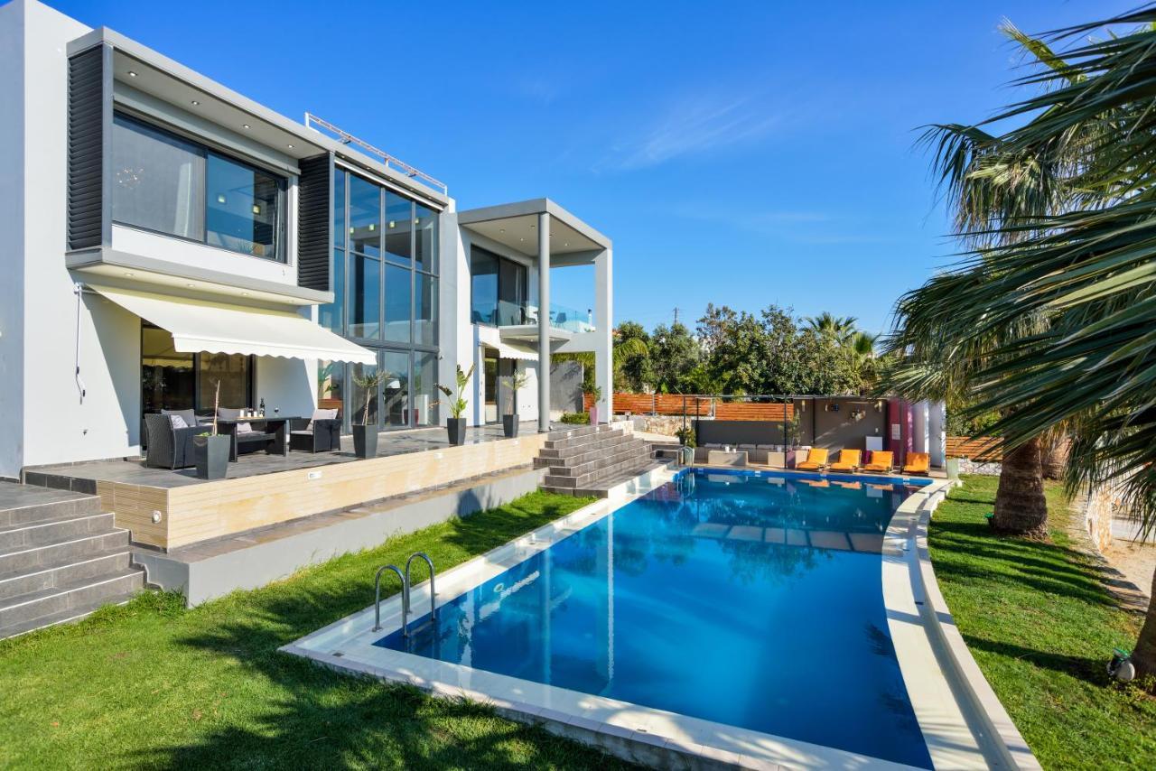 Adorno Luxury Villas Chorafakia Exterior photo