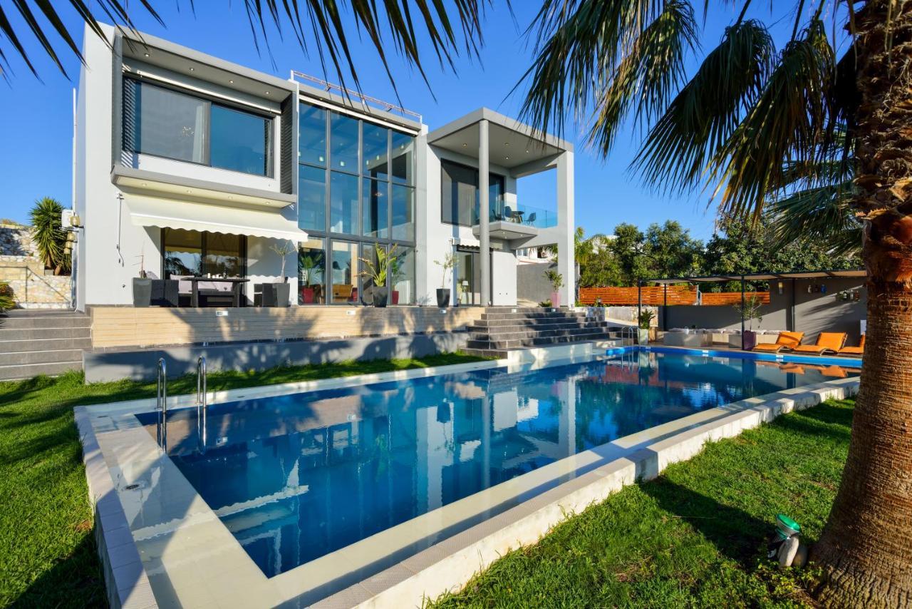 Adorno Luxury Villas Chorafakia Exterior photo
